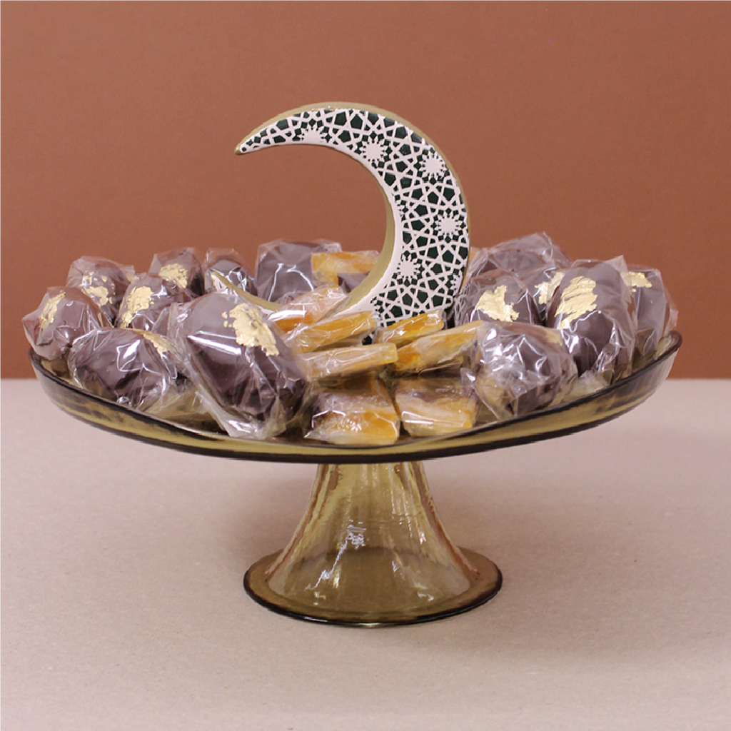 Golden Moon Arrangement